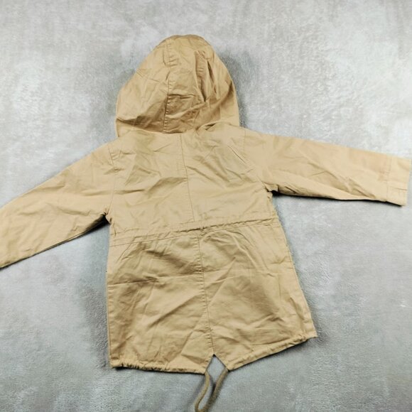 Khaki Cutie: Girls' Jacket in Size 5-6 - Picture 9 of 11